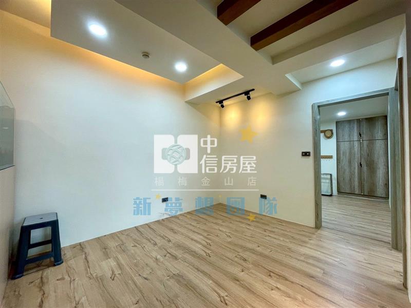 【新夢想】埔心四維國小角間採光三房車房屋室內格局與周邊環境
