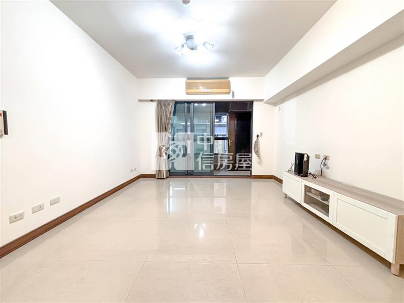 高雄市鼓山區美術館全誠遠見大樓房屋室內格局與周邊環境