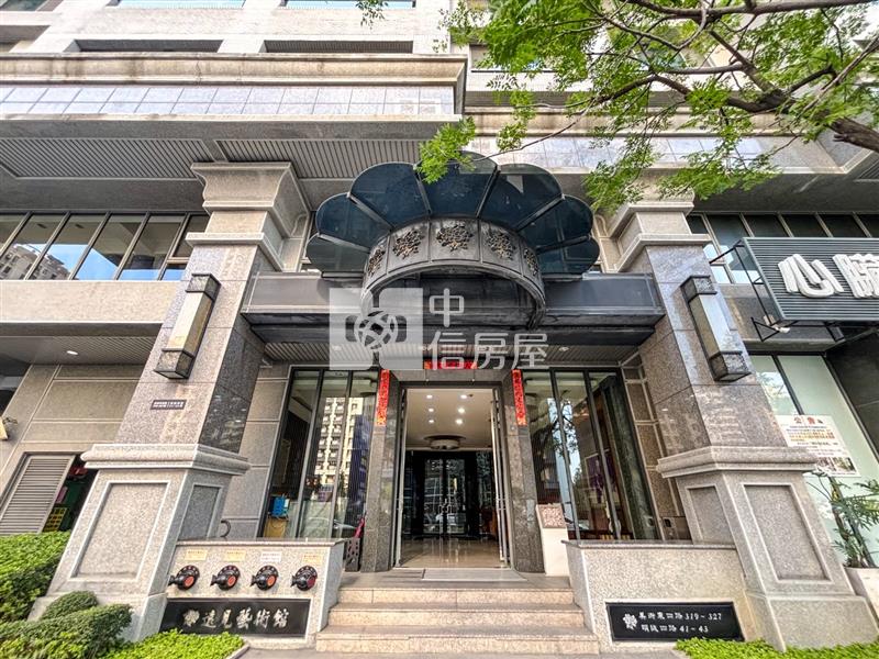 高雄市鼓山區美術館全誠遠見大樓房屋室內格局與周邊環境
