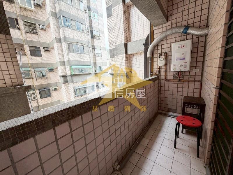 【星鑽】中央甲天下稀有4房+車位3陽台｜文化國小商圈房屋室內格局與周邊環境