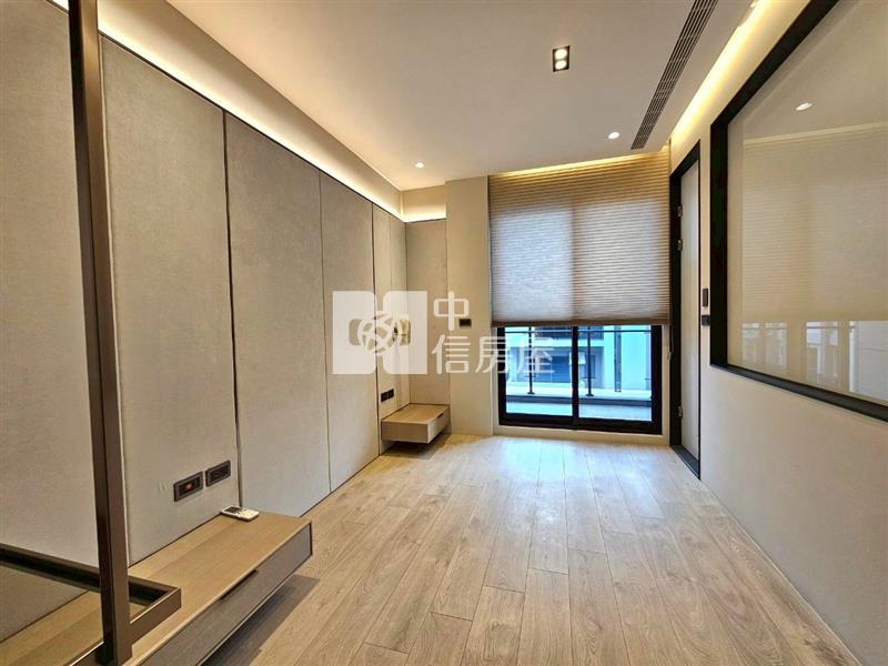 西區首席電梯豪宅房屋室內格局與周邊環境
