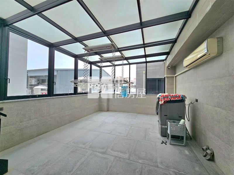 西區首席電梯豪宅房屋室內格局與周邊環境