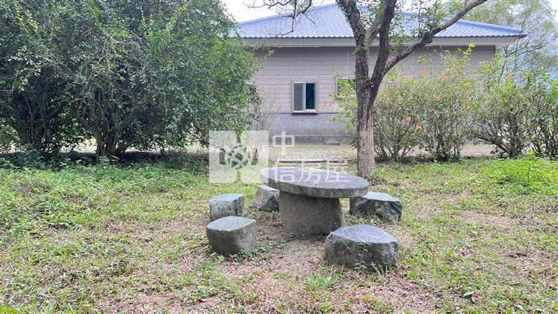 屏東土地-沿山公路森林農舍房屋室內格局與周邊環境
