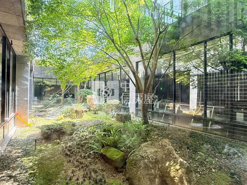 【冠軍商仲】信義之心朝南玄關兩房房屋室內格局與周邊環境