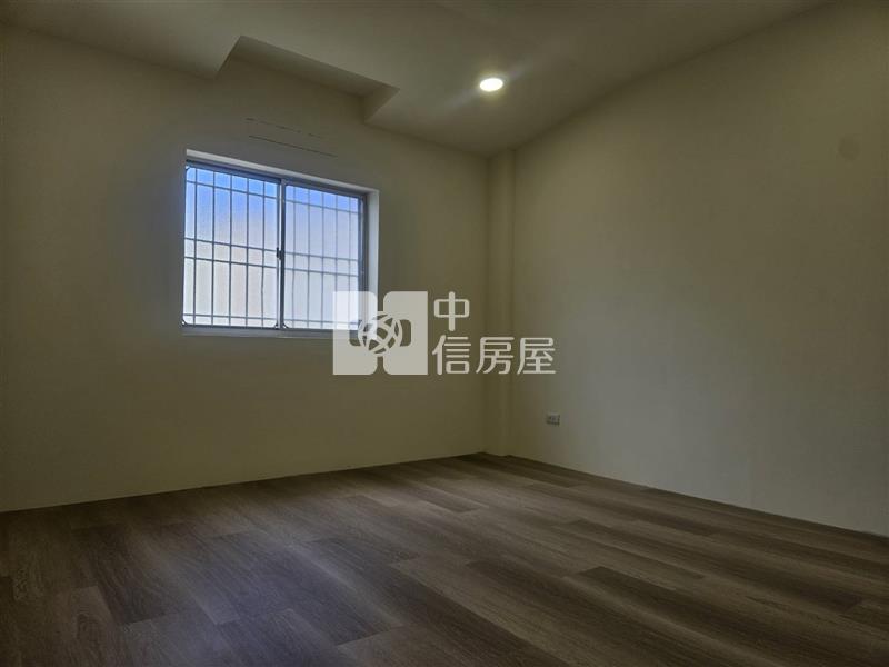 梓官蚵仔寮翻新透天厝房屋室內格局與周邊環境