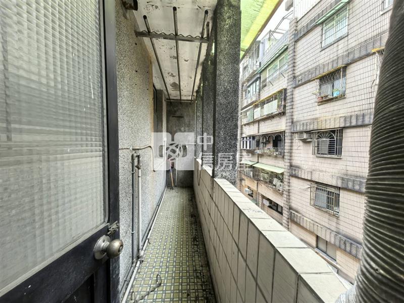 基隆三房美寓房屋室內格局與周邊環境