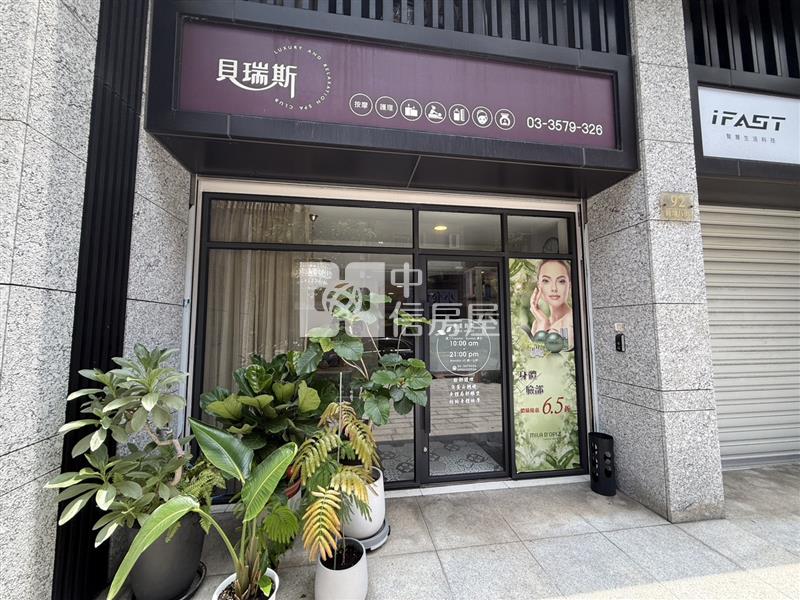 桃園藝文特區旁金店面附平面車位房屋室內格局與周邊環境