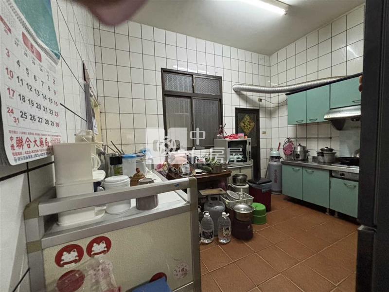 林森國小面寬金店住(住商用)房屋室內格局與周邊環境