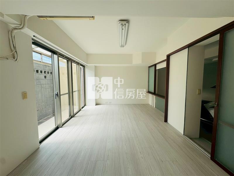 喬家大院精美別墅房屋室內格局與周邊環境