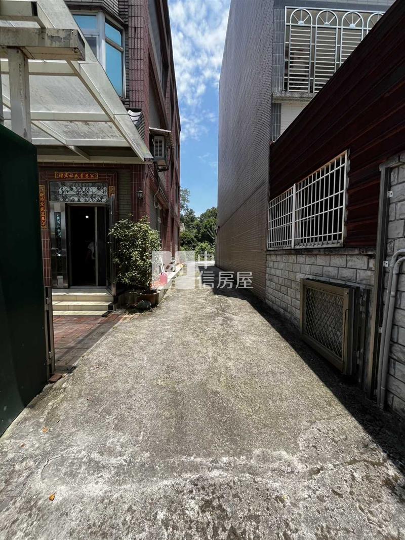 龍潭交流道農舍房屋室內格局與周邊環境