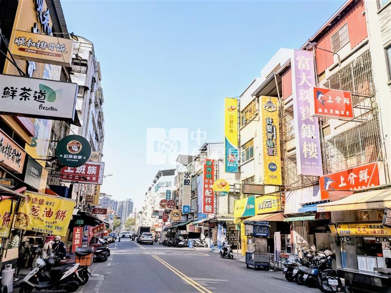 SOGO商圈捷運透天金店 三多商圈站 興中市場 大遠百房屋室內格局與周邊環境