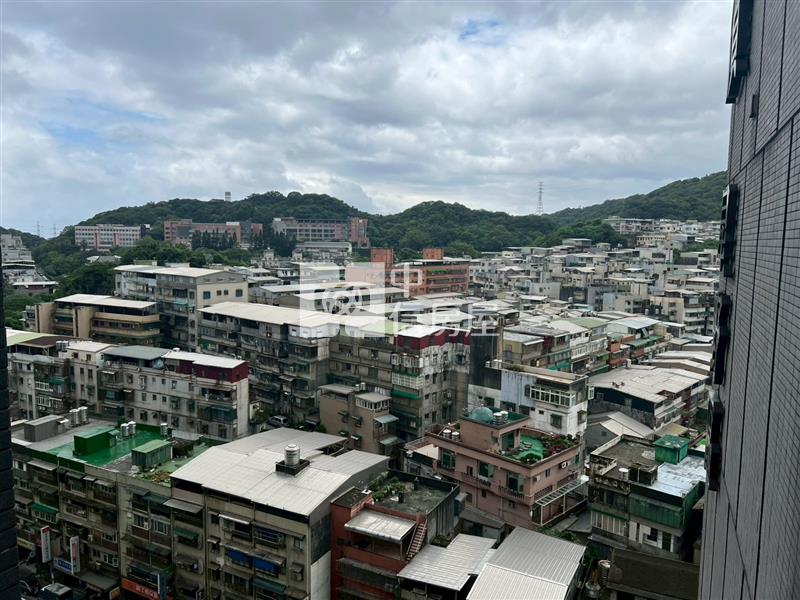 新橫濱星野2房+平車景觀戶房屋室內格局與周邊環境