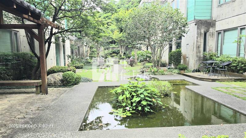 龍潭石門茶之道清水模美別墅房屋室內格局與周邊環境