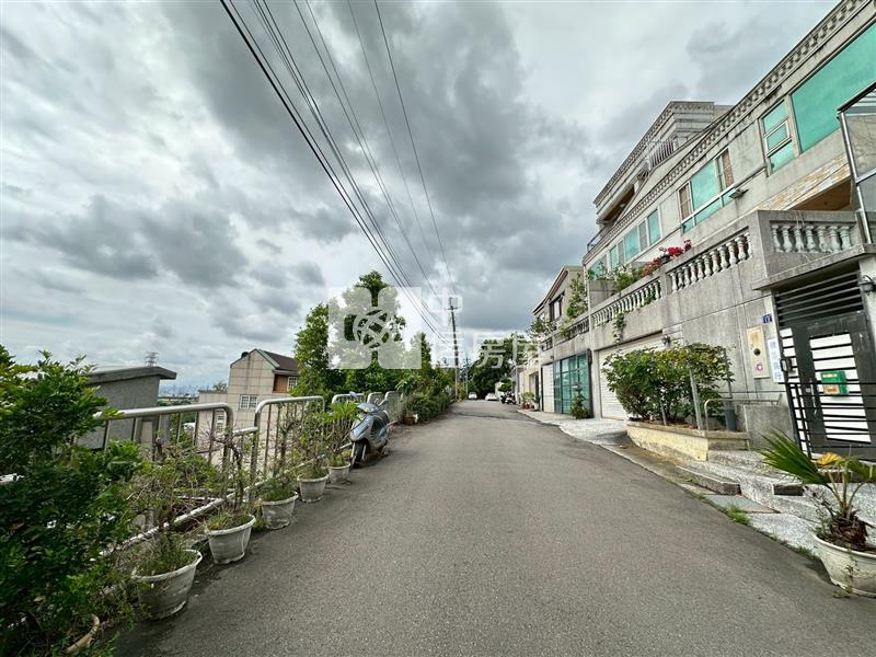 (克林頓山莊)無敵景觀百坪豪墅房屋室內格局與周邊環境