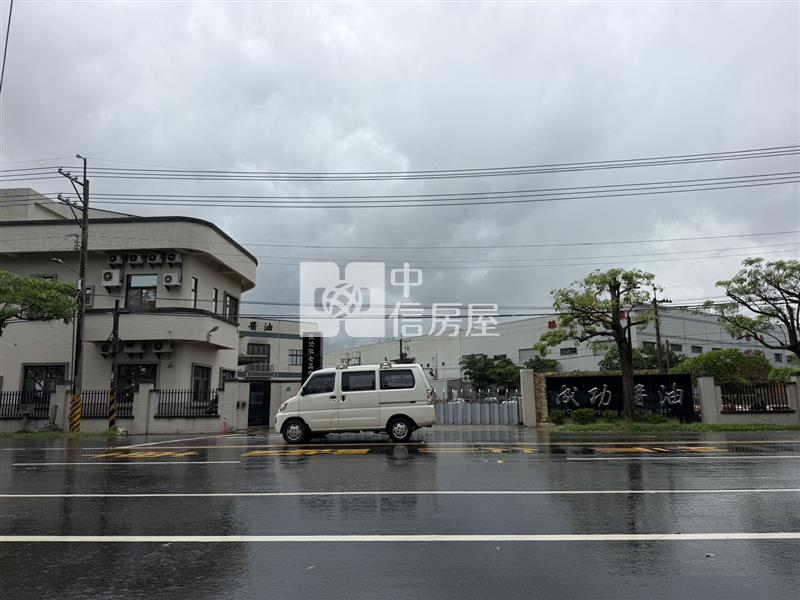 南科外溢首選!國8交流道旁雙面路方正美地房屋室內格局與周邊環境