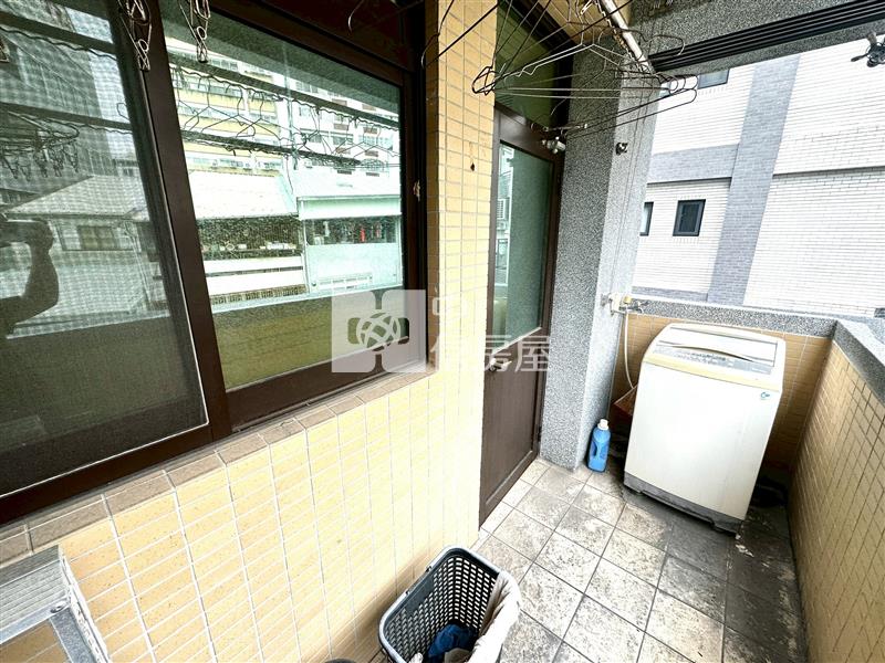 ㊣五權車站輕屋齡大透天房屋室內格局與周邊環境
