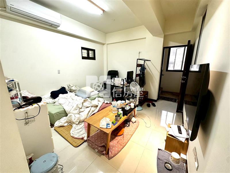 ㊣五權車站輕屋齡大透天房屋室內格局與周邊環境