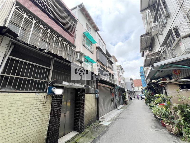 龍岡忠貞市場商圈DIY透天(需整理)房屋室內格局與周邊環境