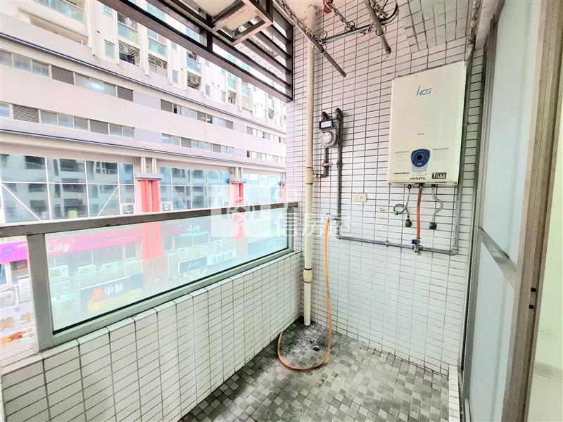 【安家】中壢SOGO海華國際會館美套房房屋室內格局與周邊環境
