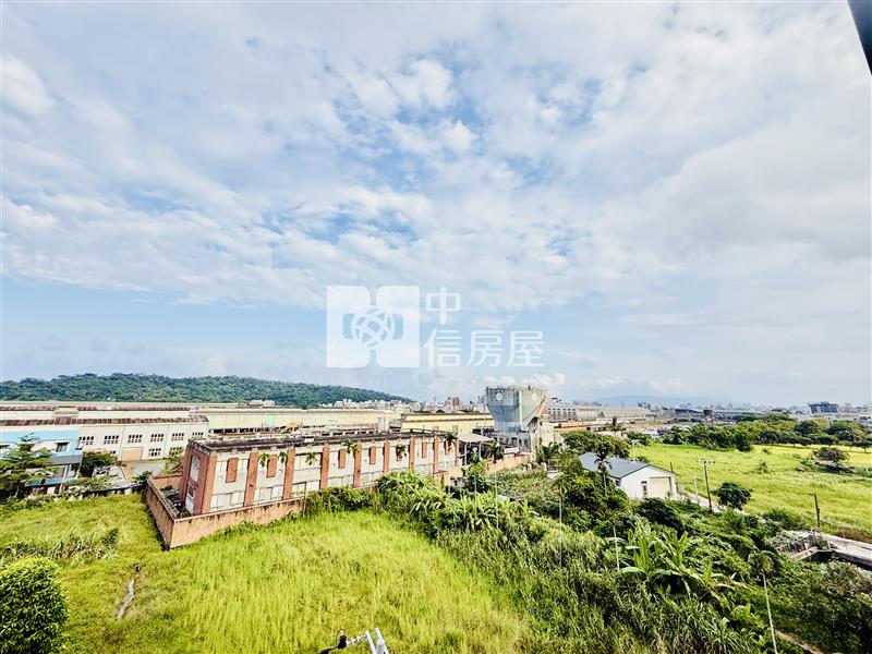 後站全新超值露台戶房屋室內格局與周邊環境