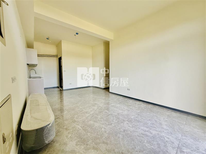 後站全新超值露台戶房屋室內格局與周邊環境