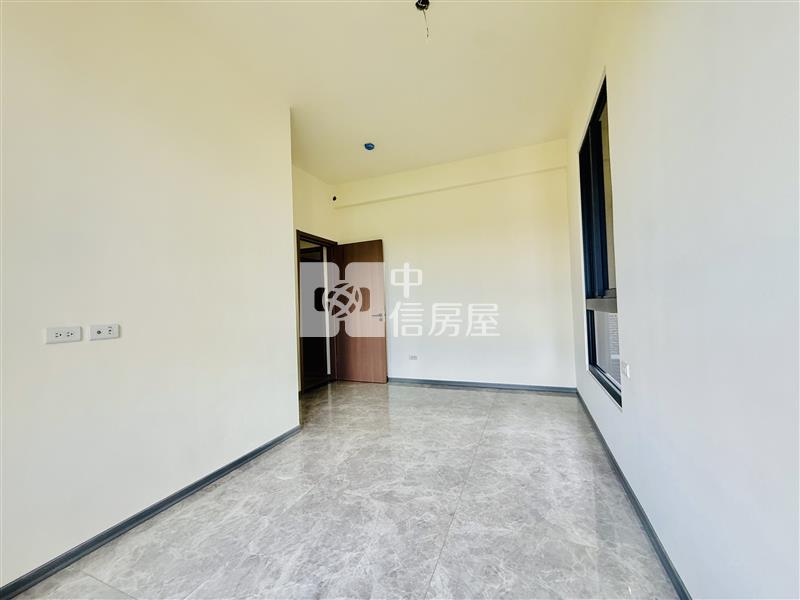 後站全新超值露台戶房屋室內格局與周邊環境
