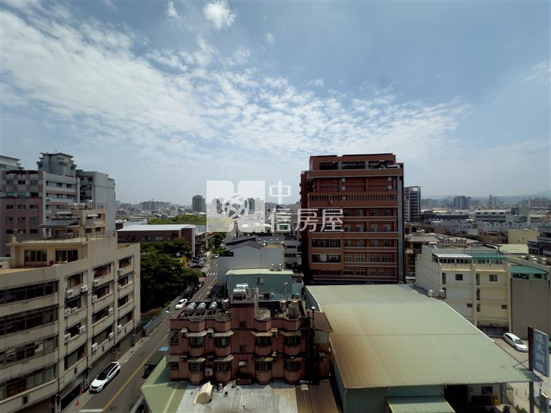 全新完工!LA LA 漾高樓兩房兩衛平車房屋室內格局與周邊環境