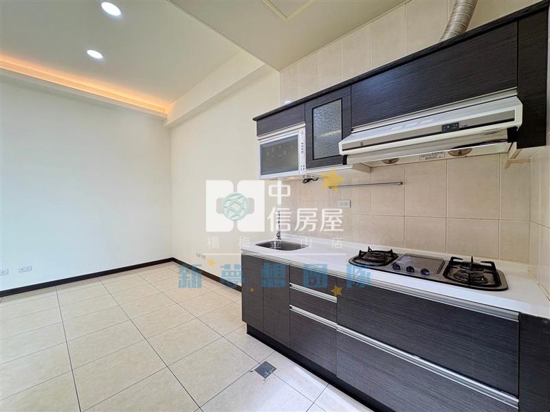 【新夢想】星光會館1+1房車景觀戶房屋室內格局與周邊環境
