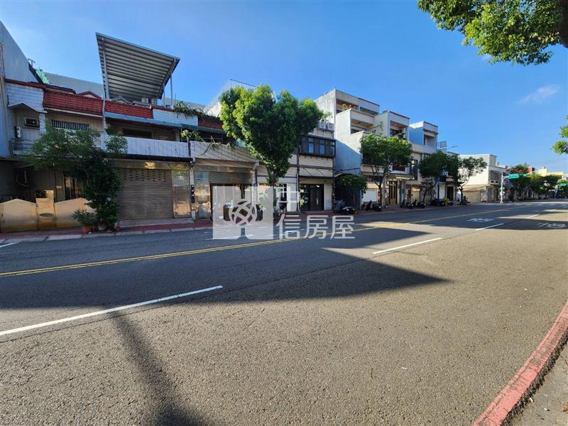 低總價華勛核心正大馬路旁店住透天房屋室內格局與周邊環境