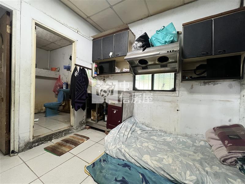 屏東土地-潮州鐵道+跳傘旁,附農舍實用型農地房屋室內格局與周邊環境
