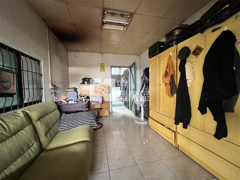 屏東土地-潮州鐵道+跳傘旁,附農舍實用型農地房屋室內格局與周邊環境