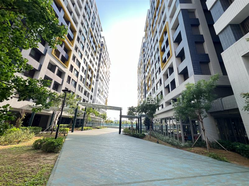 竹科星都滙兩室+平車房屋室內格局與周邊環境
