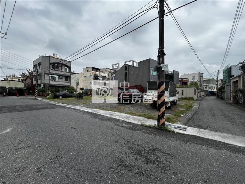 安南安昌街不可多得的美建地(2)房屋室內格局與周邊環境
