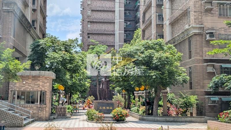 【星鑽】(專委)國宅黃金一樓店面房屋室內格局與周邊環境