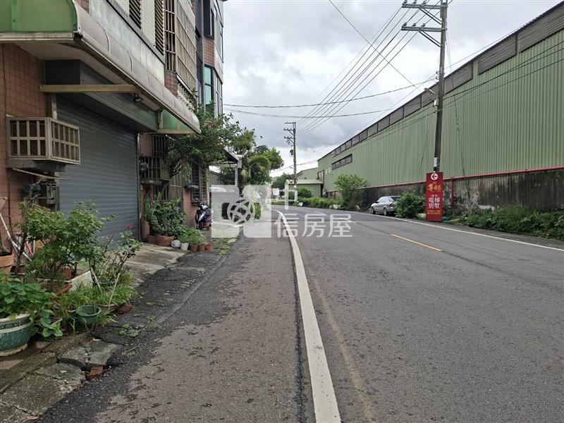 近好市多透天房屋室內格局與周邊環境