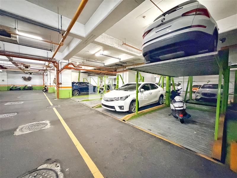 中山醫公園苑四房雙車房屋室內格局與周邊環境