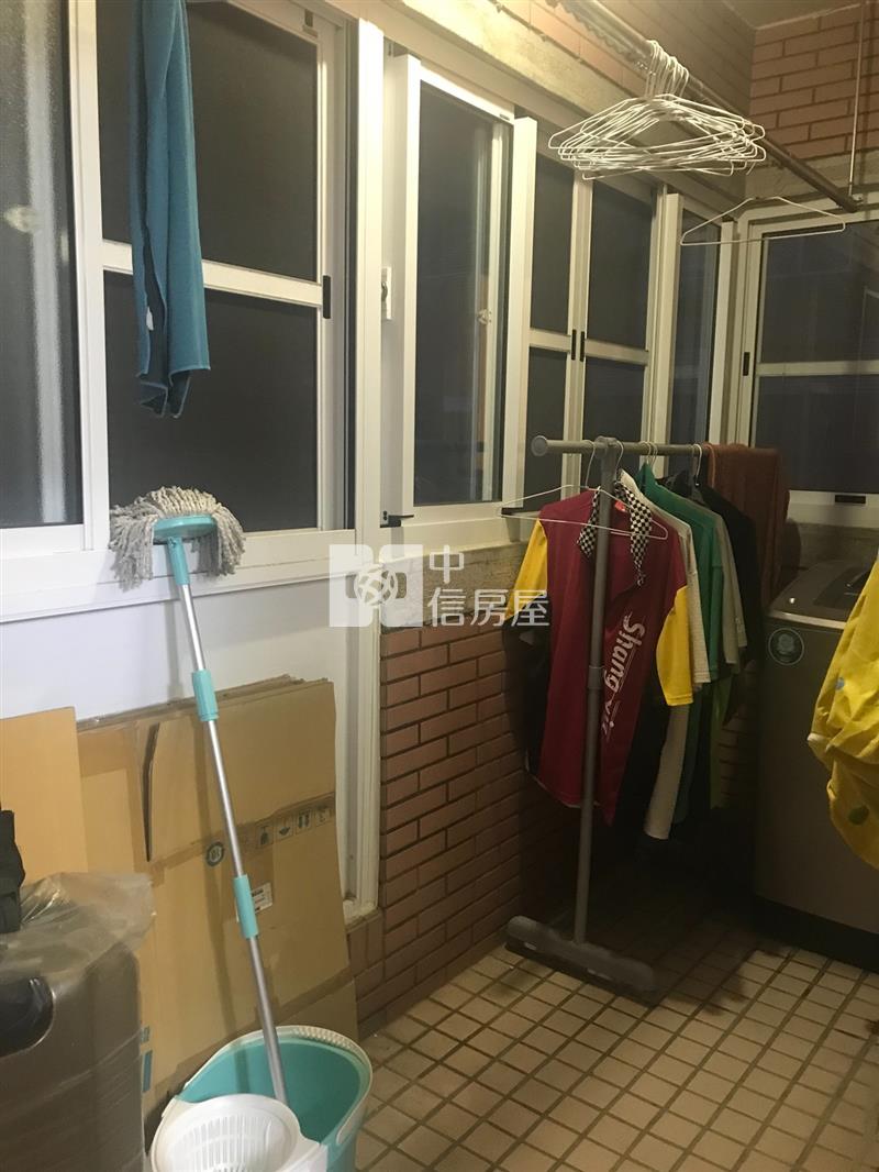 安平國泰富貴龍門房屋室內格局與周邊環境