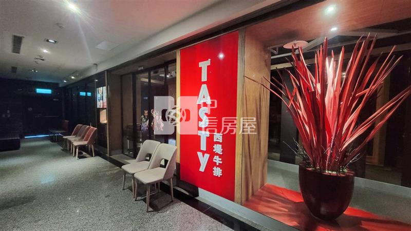 麗榮皇冠15樓房屋室內格局與周邊環境