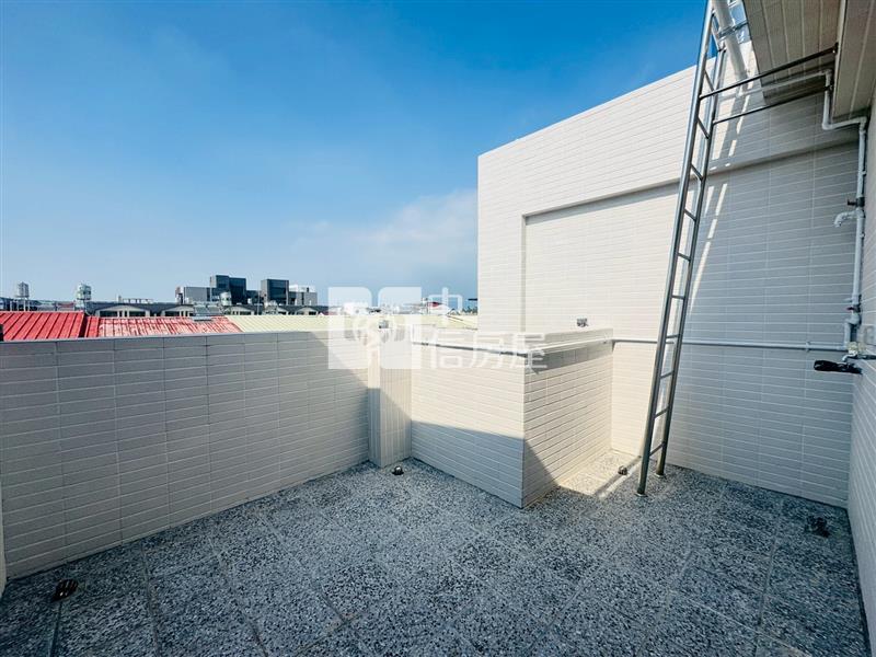 麟洛國小全新車墅房屋室內格局與周邊環境