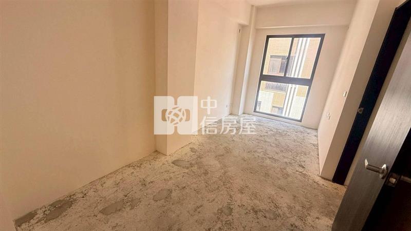 客運園區松合苑(5)全新透天(中信卓越團隊)房屋室內格局與周邊環境