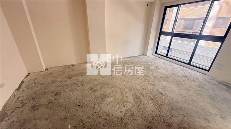 客運園區松合苑(5)全新透天(中信卓越團隊)房屋室內格局與周邊環境