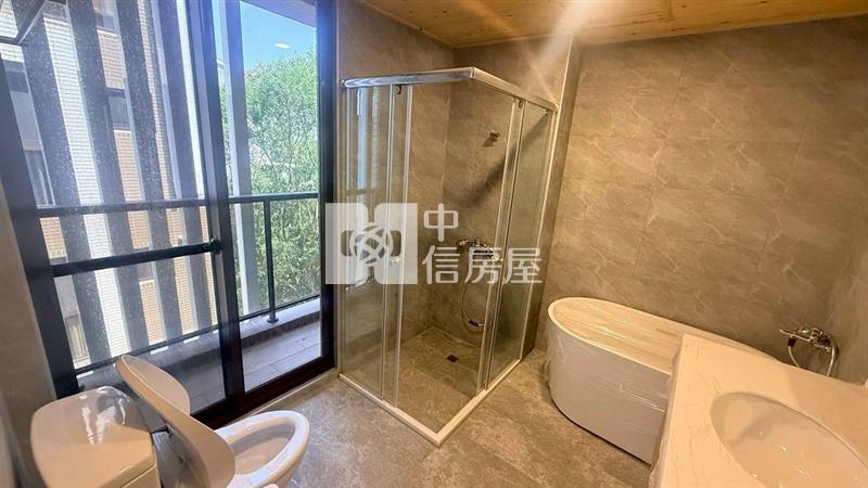 客運園區松合苑(5)全新透天(中信卓越團隊)房屋室內格局與周邊環境