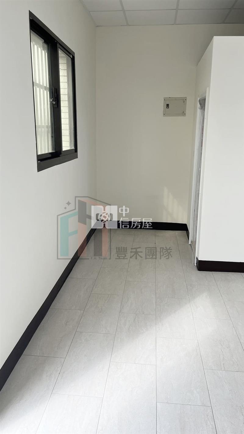 【豐禾】台15旁方正農地+合法資材室房屋室內格局與周邊環境