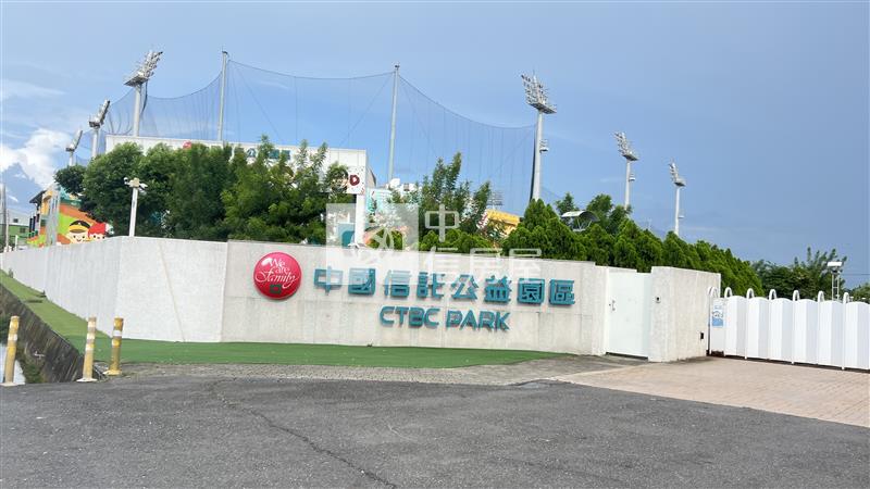 屏東土地-屏東市交流道建地房屋室內格局與周邊環境