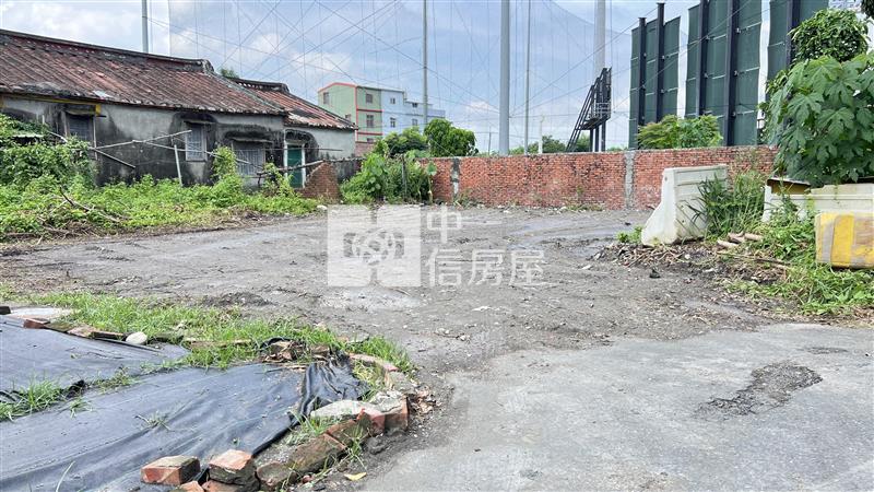 屏東土地-屏東市交流道建地房屋室內格局與周邊環境