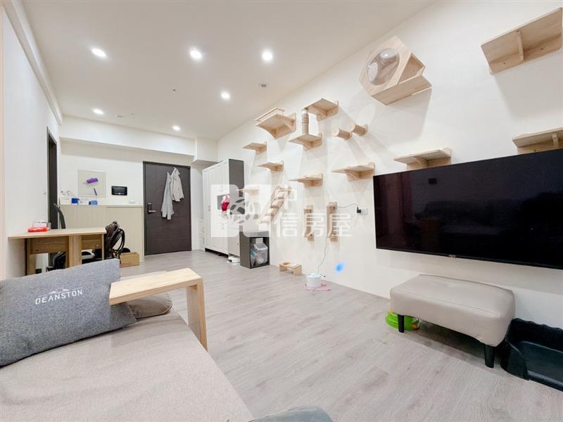 文華天際兩房低總價房屋室內格局與周邊環境
