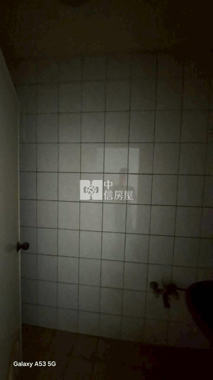 龍東路透天房屋室內格局與周邊環境