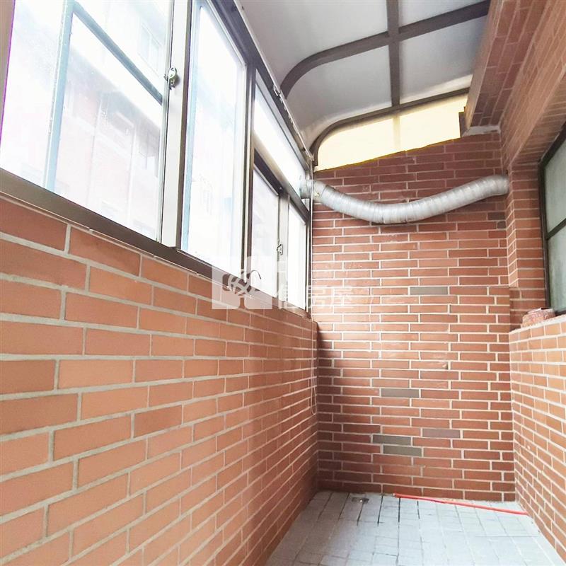 斗六漢記公園邊間別墅房屋室內格局與周邊環境