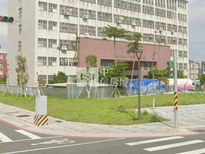 中壢A20重劃區第一之一種住宅區雙面臨路透天房屋室內格局與周邊環境