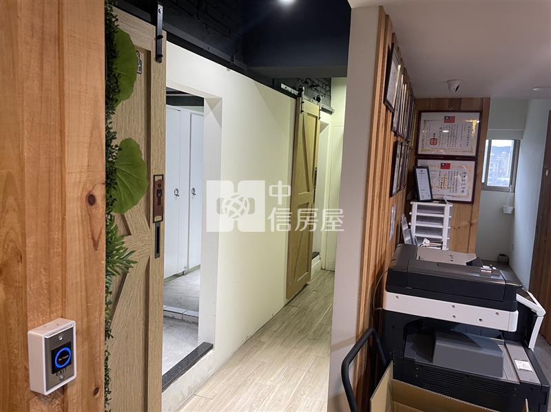 桃園車站前站稀有純辦房屋室內格局與周邊環境